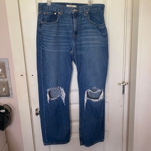 Low Pro Straight Levi’s!
